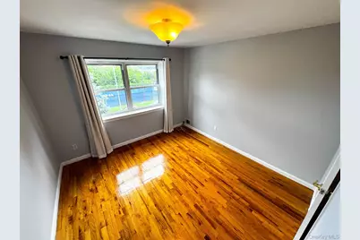 15-80 Waters Edge Drive #2, Bayside, NY 11360 - Photo 12