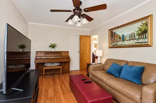 1610 Astor Ave, Bronx, NY 10469 - Photo 10