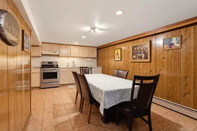 1610 Astor Avenue, Bronx, NY 10469 - Photo 16