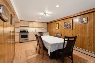 1610 Astor Ave, Bronx, NY 10469 - Photo 16