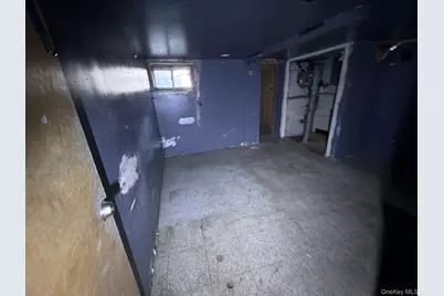 118-19 152nd Street, Jamaica, NY 11434 - Photo 8