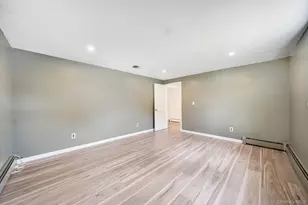 285 N Oak St, Massapequa, NY 11758 - Photo 12