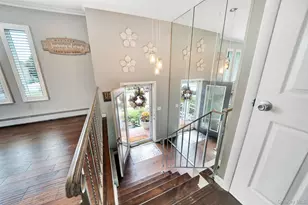 285 N Oak St, Massapequa, NY 11758 - Photo 16