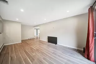 285 N Oak St, Massapequa, NY 11758 - Photo 10