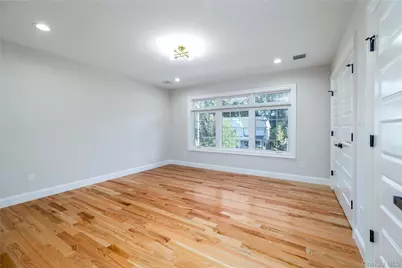 76 Gerard Avenue W, Malverne, NY 11565 - Photo 24