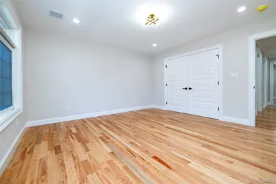 76 Gerard Avenue W, Malverne, NY 11565 - Photo 18