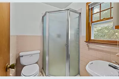11 Woodycrest Drive, Northport, NY 11768 - Photo 10