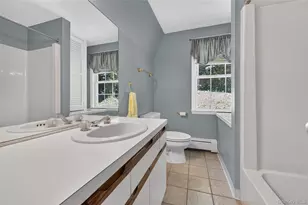 10 Holden Ln, Bayville, NY 11709 - Photo 38