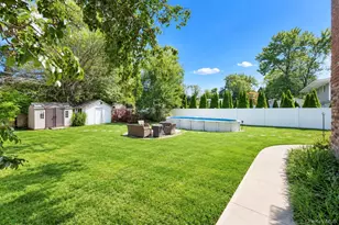 19 Badger Ln, East Setauket, NY 11733 - Photo 8