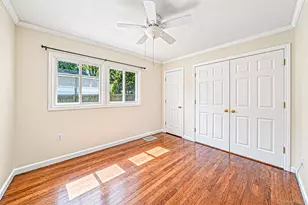 5 Willets Dr, Syosset, NY 11791 - Photo 24