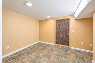 5 Willets Dr, Syosset, NY 11791 - Photo 30