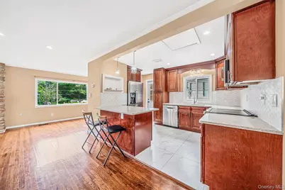 5 Willets Drive, Syosset, NY 11791 - Photo 10