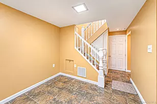 5 Willets Dr, Syosset, NY 11791 - Photo 26