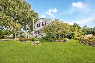 60 Jaycox Ave, Islip, NY 11751 - Photo 34