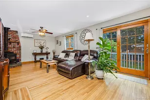 60 Jaycox Ave, Islip, NY 11751 - Photo 14