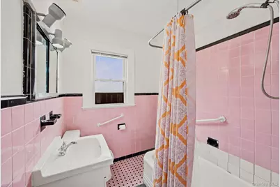 93-27 92nd Avenue, Woodhaven, NY 11421 - Photo 20