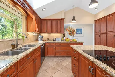 39 Daly Court, Riverhead, NY 11901 - Photo 32