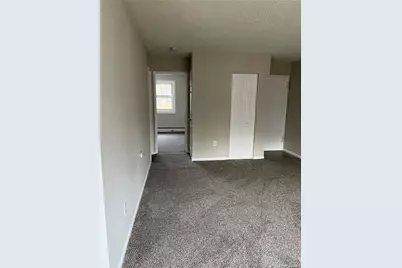 1502 Barclay Manor #15B, Newburgh, NY 12550 - Photo 4