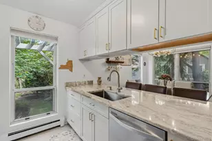25 Villa Dr, Peekskill, NY 10566 - Photo 2