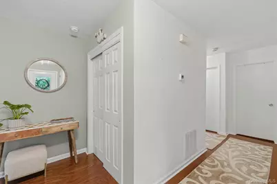 25 Villa Drive, Peekskill, NY 10566 - Photo 12