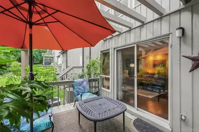 25 Villa Drive, Peekskill, NY 10566 - Photo 24