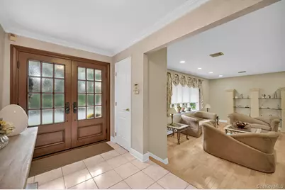 15 Ramapo Lane, Chestnut Ridge, NY 10952 - Photo 6