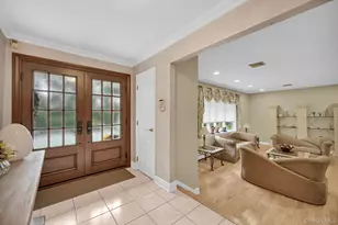 15 Ramapo Ln, Chestnut Ridge, NY 10952 - Photo 6