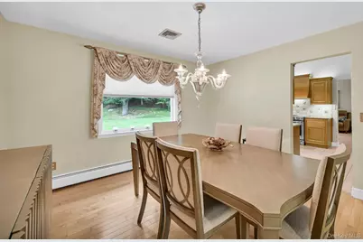 15 Ramapo Lane, Chestnut Ridge, NY 10952 - Photo 10