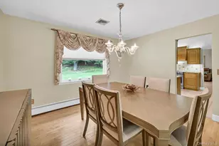 15 Ramapo Ln, Chestnut Ridge, NY 10952 - Photo 10