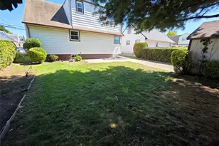 66 Gates Ave, Valley Stream, NY 11580 - Photo 16