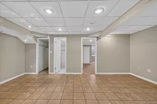 136 Cranberry Ct, Melville, NY 11747 - Photo 22
