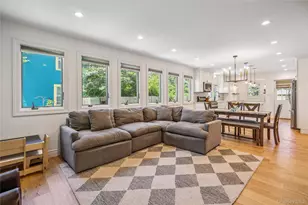 55 Cleveland St, Patchogue, NY 11772 - Photo 6