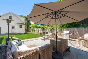 55 Cleveland St, Patchogue, NY 11772 - Photo 34