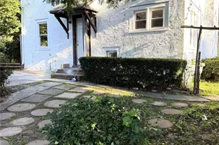 5 Crest Pl, Elmsford, NY 10523 - Photo 34