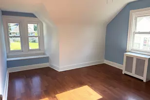 5 Crest Pl, Elmsford, NY 10523 - Photo 14