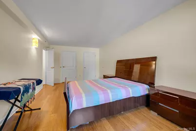 6434 Grand Central Parkway #3G, Forest Hills, NY 11375 - Photo 12