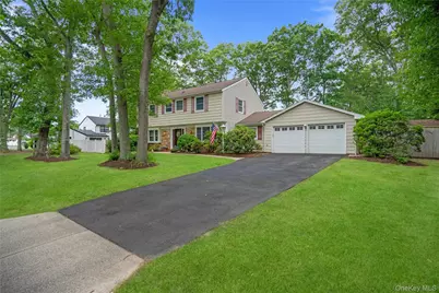 3 Palfrey Street, Stony Brook, NY 11790 - Photo 2
