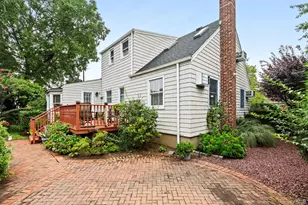 85 Woodlawn Ave, Valley Stream, NY 11581 - Photo 14