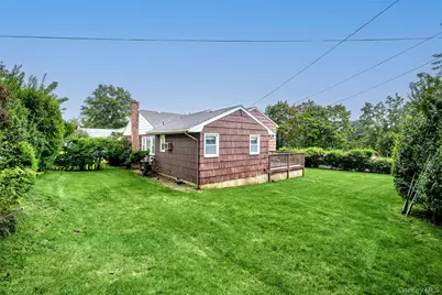 7 Barby Lane, Plainview, NY 11803 - Photo 36