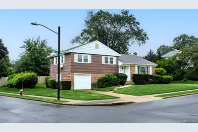 7 Barby Lane, Plainview, NY 11803 - Photo 38
