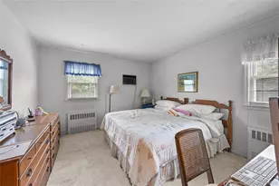 7 Barby Ln, Plainview, NY 11803 - Photo 30