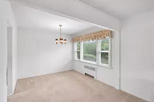 7 Barby Ln, Plainview, NY 11803 - Photo 10