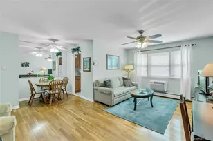 4030 Jerusalem Ave, Seaford, NY 11783 - Photo 4