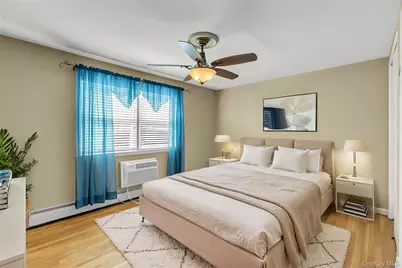 4030 Jerusalem Avenue #1C, Seaford, NY 11783 - Photo 8