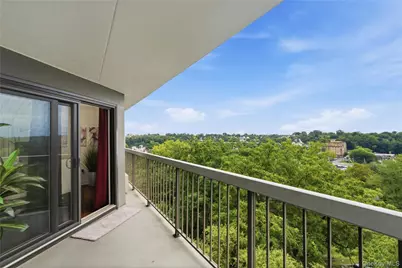100 High Point Drive #710, Hartsdale, NY 10530 - Photo 2