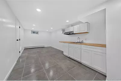28 Roslyn Avenue, Selden, NY 11784 - Photo 26