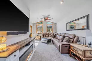 16 Salem Rd, Hicksville, NY 11801 - Photo 10