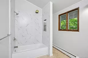 951 Haverstraw Rd, Suffern, NY 10901 - Photo 18