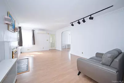 82-17 166th Street, Jamaica, NY 11432 - Photo 6