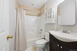 58 Ocean Ave, Hampton Bays, NY 11946 - Photo 20